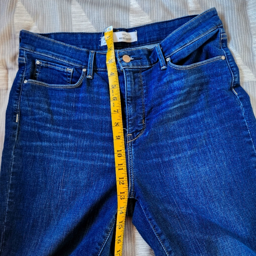Signature Levi's Mid Rise BootCut Jeans - Picture 7 of 8